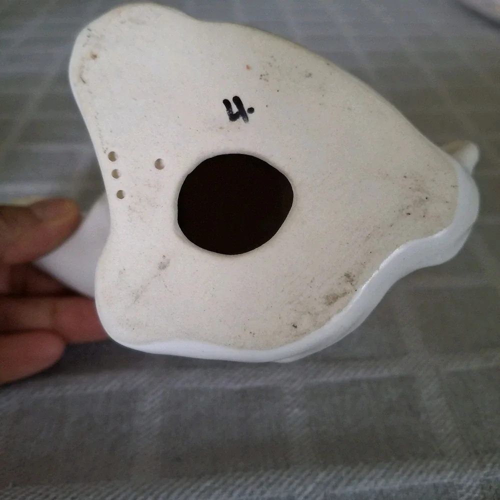 Vintage American Bisque Playful White Kitten‎ Figurine Smiley Happy Mischievous